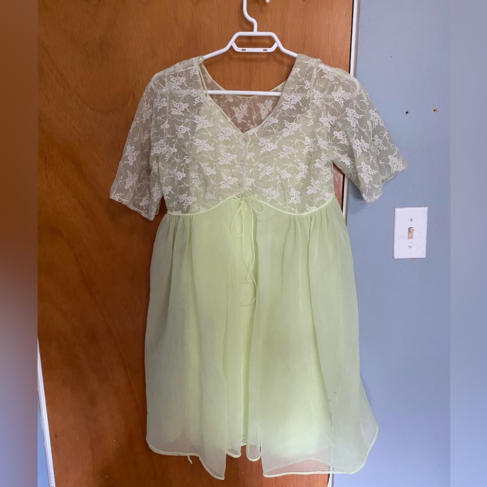 Charming Green Lace 2 piece neglige set